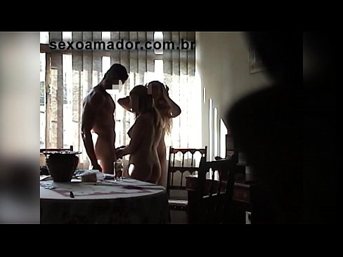 ❤️ Sex friends invite a giant man and a threesome with him ❤️❌ Super porn at en-gb.verhentai.ru ❤